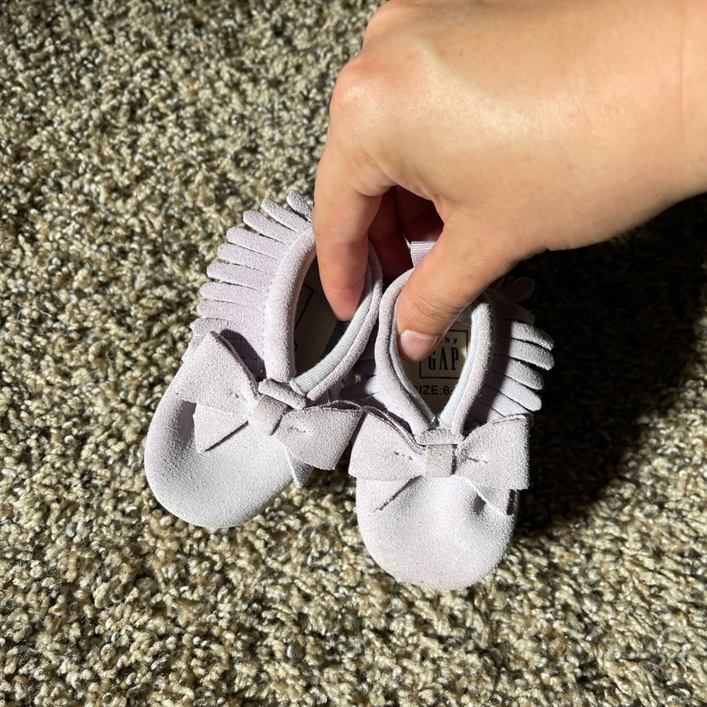 GAP Kids Lavender Bow Moccasins